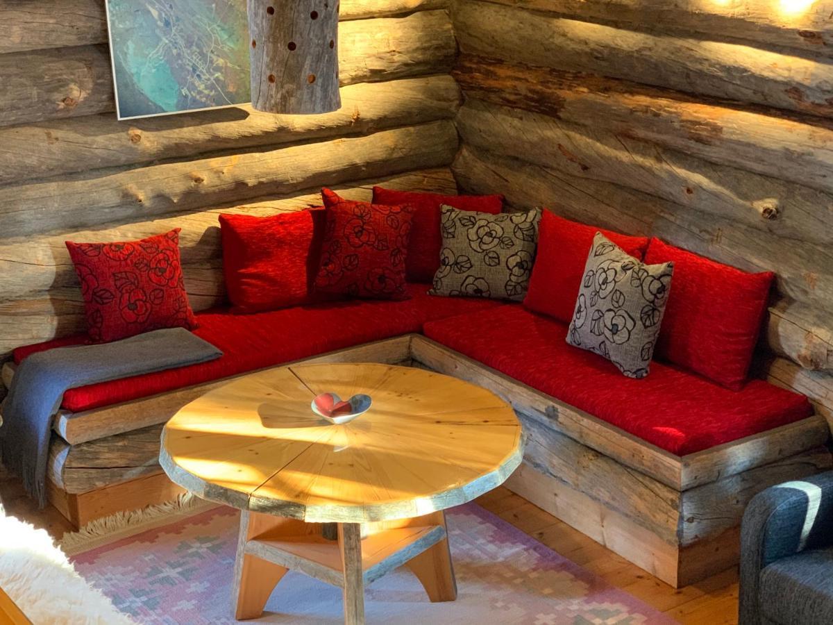 לוסטו Logwood Chalet מראה חיצוני תמונה