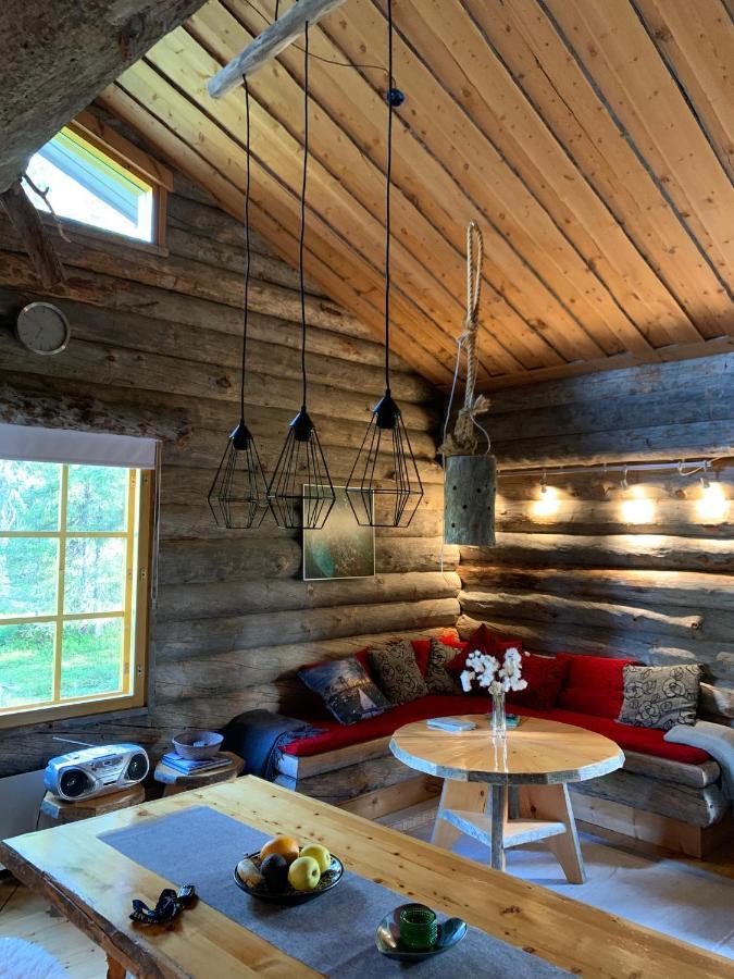 לוסטו Logwood Chalet מראה חיצוני תמונה