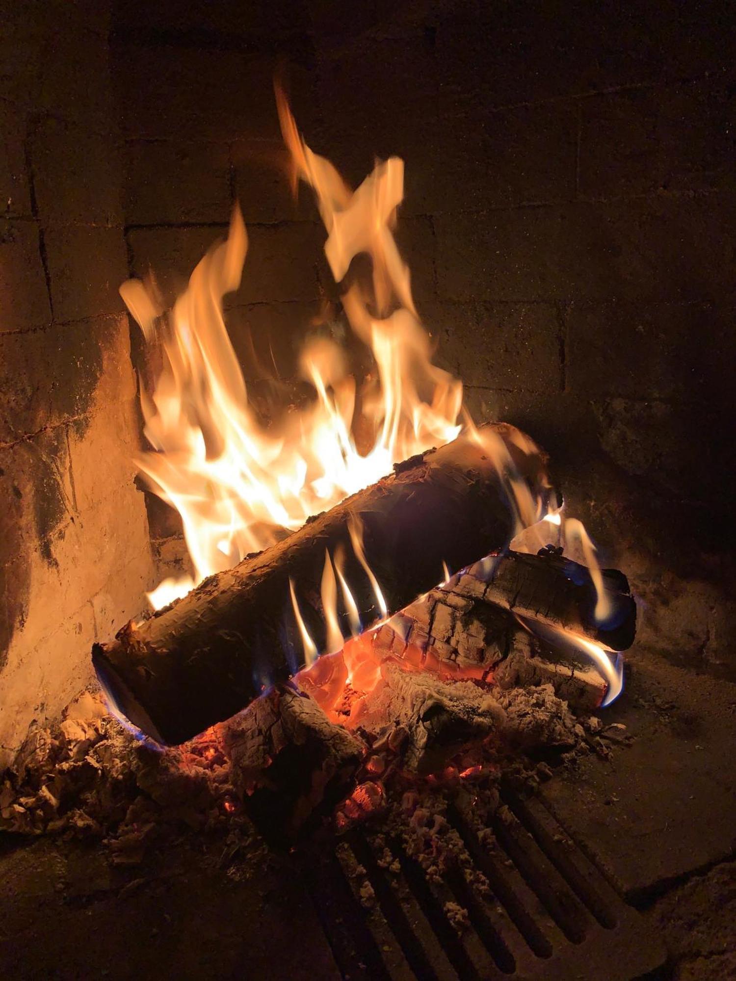 לוסטו Logwood Chalet מראה חיצוני תמונה